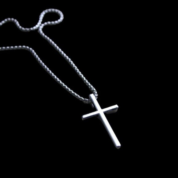 Titanium Steel Cross † on Surgical Stainless Steel Box Chain Necklace - Picture 2 of 7